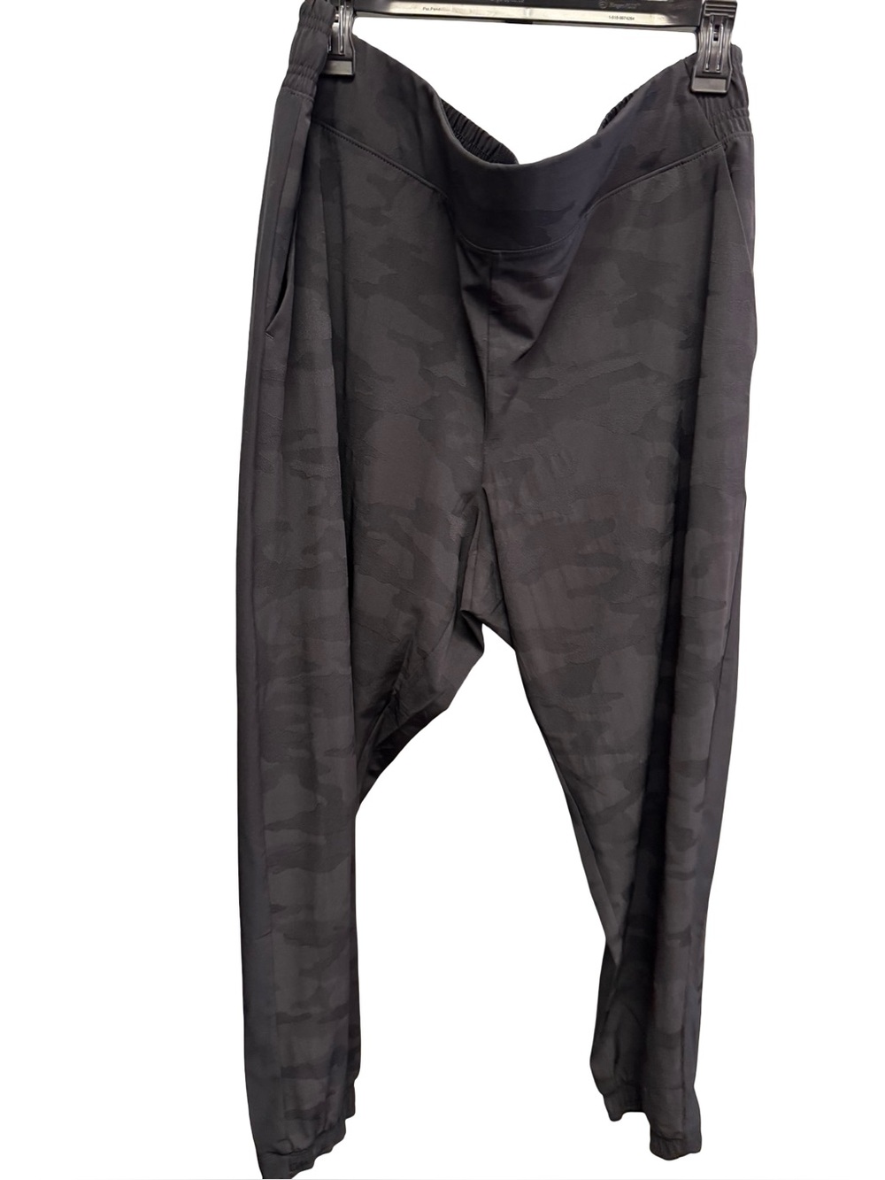 1519 / Athleta Brooklyn Camo Jogger Pants Women’s Size 20 NWT $98
